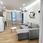 Apartment Sweet Centrally Located *