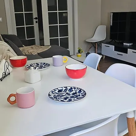 Apartamento Sweet Centrally Located