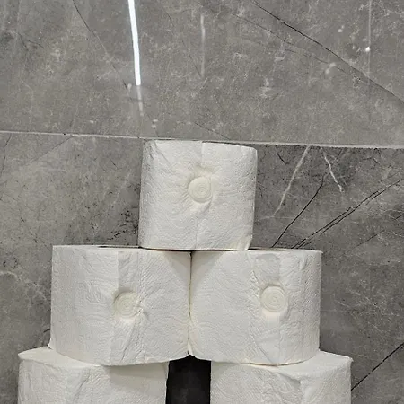 Sweet Centrally Located Apartamento Tirana